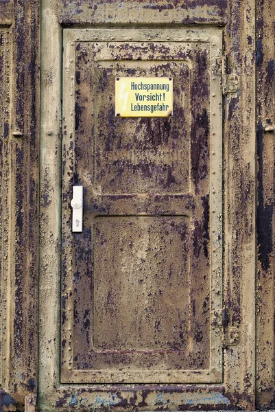 Rusty old door — Stock Photo, Image