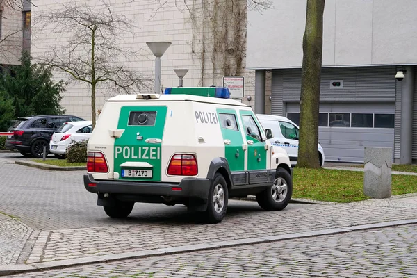 Gepanzertes Polizeiauto — Stockfoto