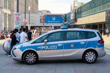  Berlin'deki telefon polis karakolu