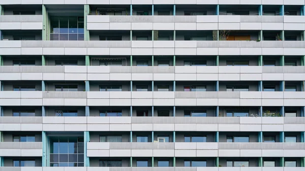 Edificio prefabricado de la RDA en Dresde — Foto de Stock