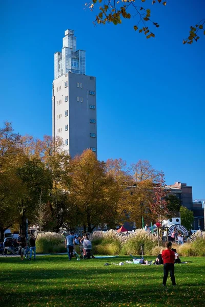 Magdeburg Germany October 2017 People City Park Magdeburg Background Observation — Stock Photo, Image