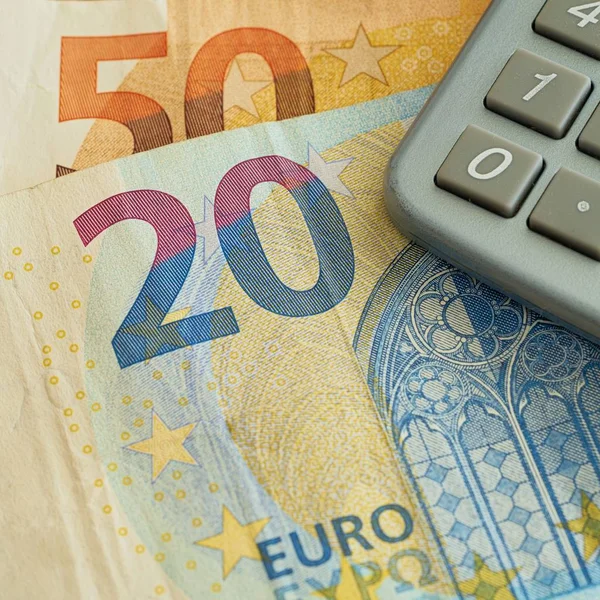 Euro Notes Calculator Lie Table — Stock Photo, Image