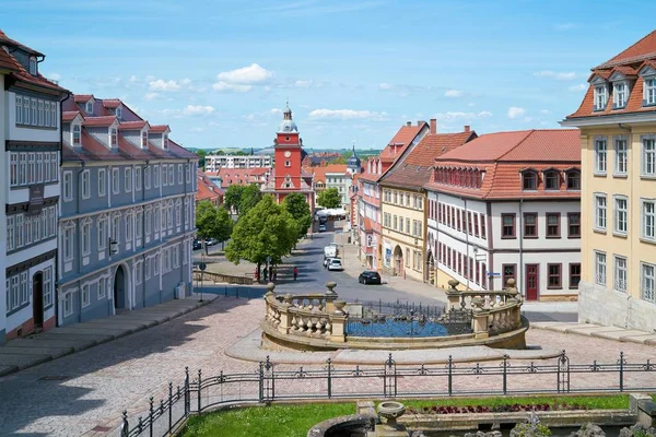 2019年6月1日 从弗里德里希恩斯坦城堡到图林根的古城戈塔的景观 在照片中间的红色市政厅 — 图库照片