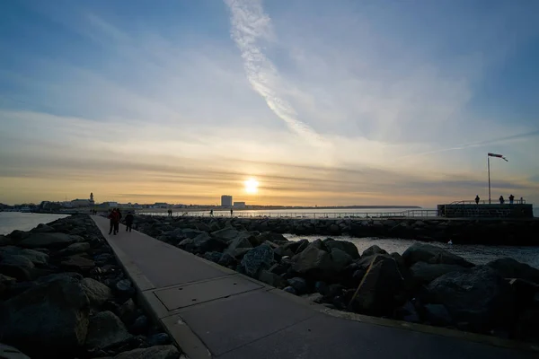 Warnemünde Deutschland Januar 2020 Blick Vom Westpier Mit Einigen Touristen — Stockfoto