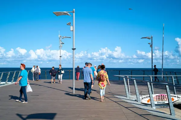 Rewal Polonia Septiembre 2019 Turistas Una Plataforma Observación Playa Costa —  Fotos de Stock