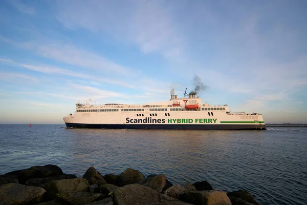 Warnemuende Germany January 2020 Ferry Connection Hybrid Ferry Berlin Rostock — Stok fotoğraf