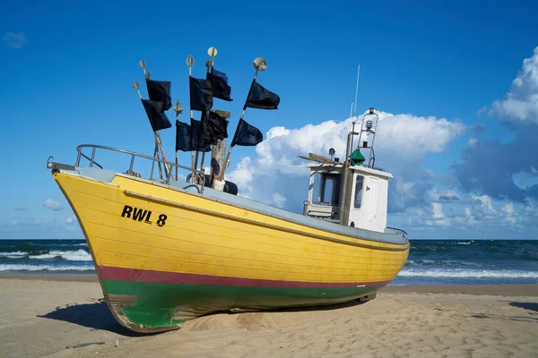 Rewal Польща September 2019 Риболовецький Човен Пляжі Польського Узбережжя Балтійського Стокове Зображення