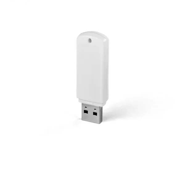 Білий флеш-накопичувач USB на білому тлі . — стокове фото