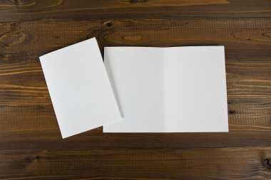 Banka beyaz kağıt katlama el ilanı