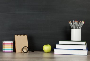 Metni, tasarım okul kavramı geri