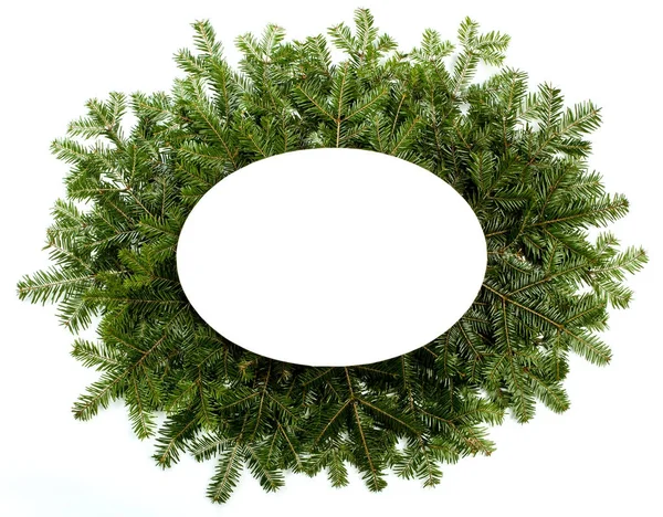 Vánoční zelený rámec izolované na bílém pozadí. — Stock fotografie