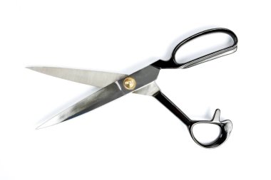 Beyaz arka plan üzerinde izole metal makas