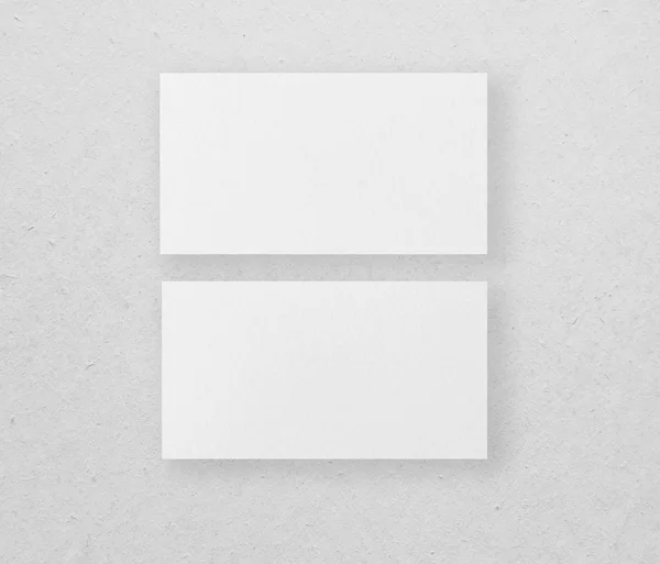 Mockup de dos tarjetas de visita horizontales en fondo gris . —  Fotos de Stock