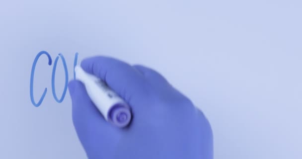 Mão Escrevendo Palavra Coronavirus Quadro Branco — Vídeo de Stock