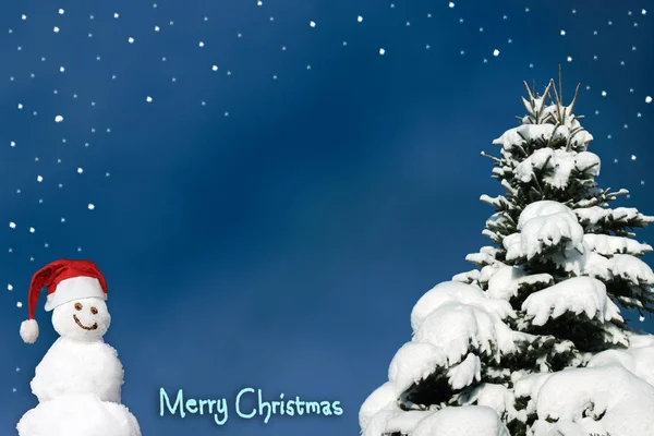 Vrolijk Kerstmis achtergrond met sneeuwpop en sneeuwvlokken en snowy — Stockfoto