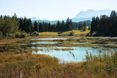 Göl tennsee Bavyera Alpleri'nde demirlemek