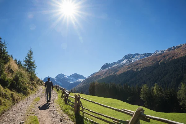 Swiss alps wanderlust — Stock Photo, Image