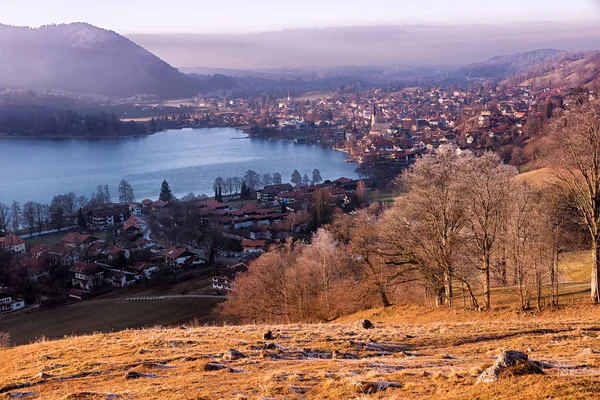 Blick auf See und Kurstadt Schliersee — Stockfoto