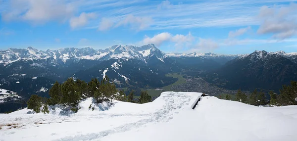 Lookout platform on wank mountain with breathtaking view to zugs — Stock Photo, Image