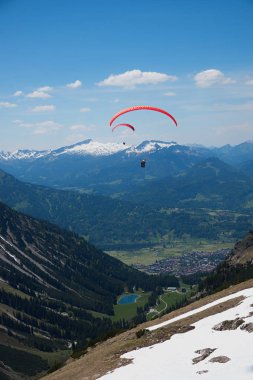 oberstdorf, Bavyera bahar arazi Nebelhorn dağdan görüntülemek