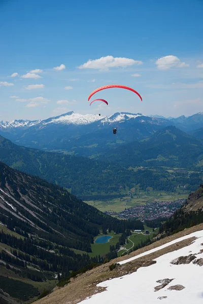 Blick vom Nebelhorn nach Oberstdorf, bayerisches Quellland — Stockfoto