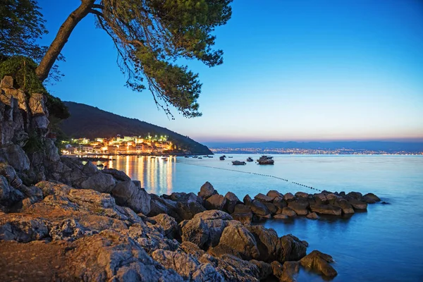 Nightly scenery at beautiful rocky coast Moscenicka Draga, Croat — Stock Photo, Image