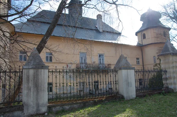 Spissky Stiavnik Kasteel Kerk Slowakije — Stockfoto