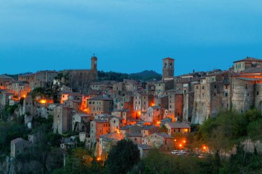 Sorano güzel ve rahat Ortaçağ kenti prov Grosseto