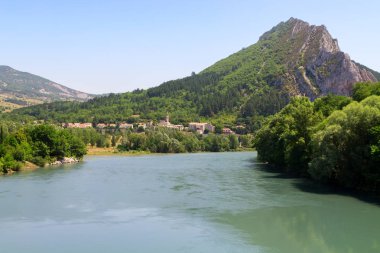Alpes-de-Haute-P ili Ortaçağ kenti büyüleyici Sisteron