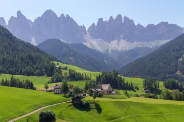 Dolomites'in Santa Maddalena