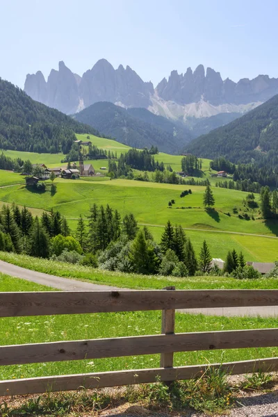 Santa Maddalena en los Dolomitas —  Fotos de Stock