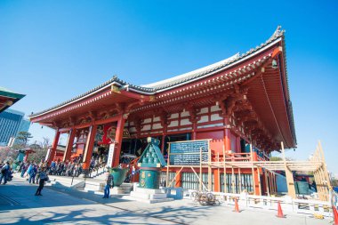 Tokyo, Japonya - 28 Ocak 2016: Sensoji Tapınağı Asakusa, Tokyo