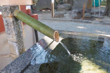 Sensoji Tapınağı Asakusa Tokyo, Japonya'nın geleneksel çeşme
