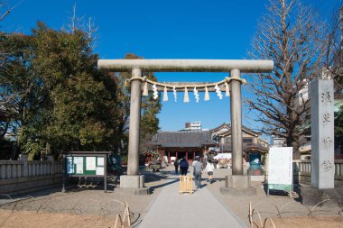 Tokyo, Japonya - 28 Ocak 2016:Gate Sensoji Tapınağı a türbe