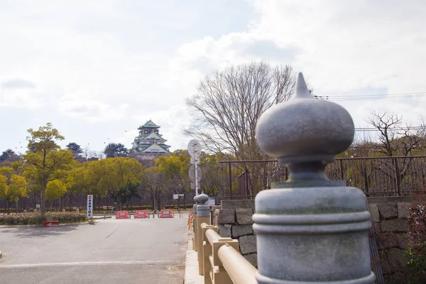 OSAKA, JAPÃO - 2 de fevereiro de 2016: Castelo de Osaka no inverno Osaka, japão — Fotografia de Stock