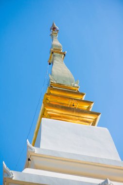 Wat Phra Bang Phuan Tayland 'ın Nongkhai şehrindeki eski tapınaktır.