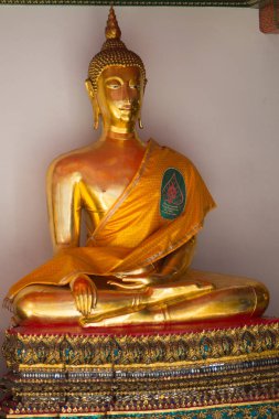 Bangkok, Thailand : 2019, December 5: Gold Buddha in Wat  Phra Chettuphon Wimon Mangkhalaram (Wat pho), Bangkok, Thailand