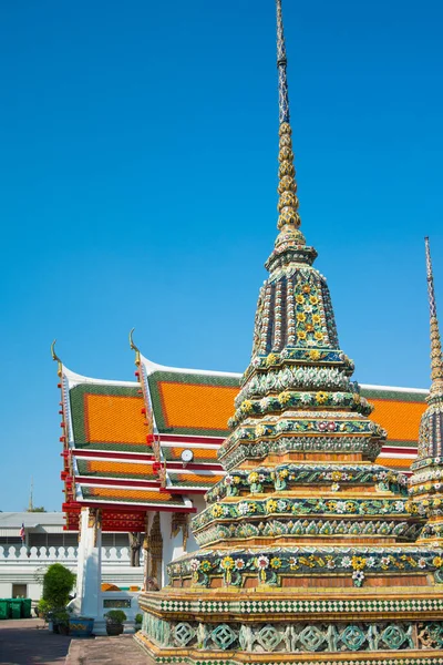 Antigua Pagoda Wat Phra Chettuphon Wimon Mangkhalaram Wat Pho Bangkok —  Fotos de Stock