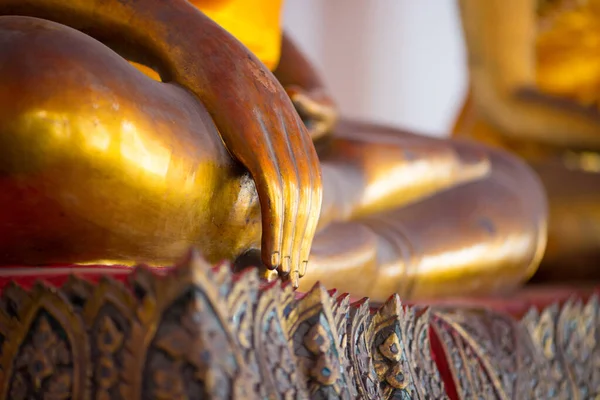 Mão Fechada Buda Ouro Wat Phra Chettuphon Wimon Mangkhalaram Wat — Fotografia de Stock