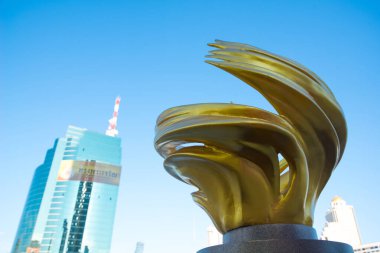 BANGKOK, THAILAND - 27 JUL 2019: Icon Siyam nehrinin üzerindeki imamın sembolü Bangkok, Tayland 'da yeni bir alışveriş merkezi ve bir dönüm noktasıdır