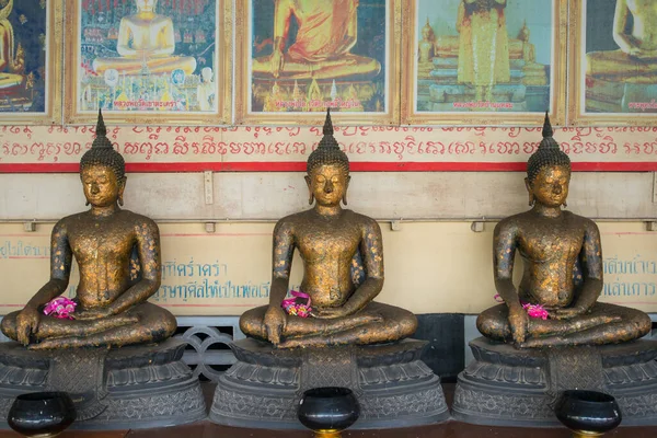 ナコンパトム2019年1月6日 ナコンパトムにあるワット クラン プラ寺院の古仏 — ストック写真