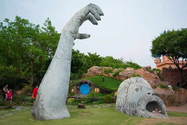 Pathumthani Thailand April 2019 Stenen Beeld Van Giant Attractiepark Dream — Stockfoto