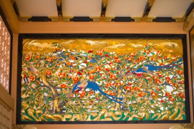 NAGOYA, JAPONYA - 14 Kasım 2018: Japonya 'nın Nagoya kentindeki Nagoya Kalesi' nin Honmaru Sarayı 'nın duvarındaki resim