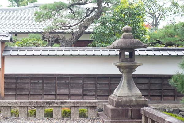 Πέτρινο Φανάρι Στο Ναό Fushimi Inari Taisha Στο Κιότο Της — Φωτογραφία Αρχείου