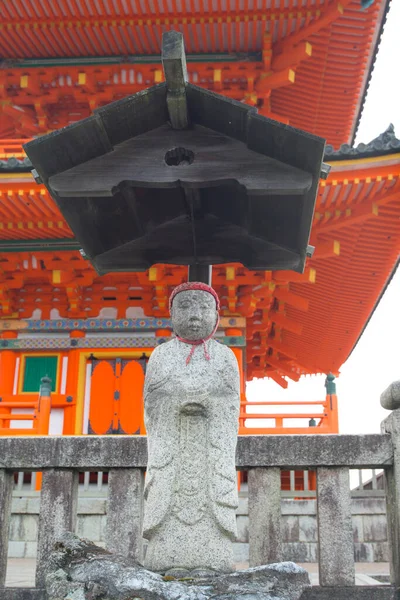 Estátua Sacerdote Pedra Templo Kiyomizu Dera Kyoto Japão — Fotografia de Stock