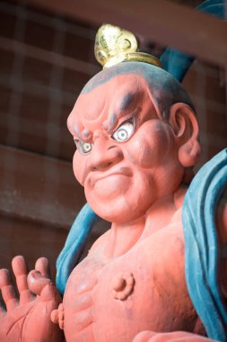 Kotoku-in tapınağının önündeki heykel Japonya 'nın Kamakura kentindeki ünlü simgedir.