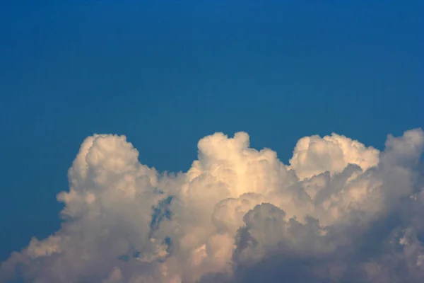 Cumulonimbus Hari Musim Semi Sebelum Badai — Stok Foto