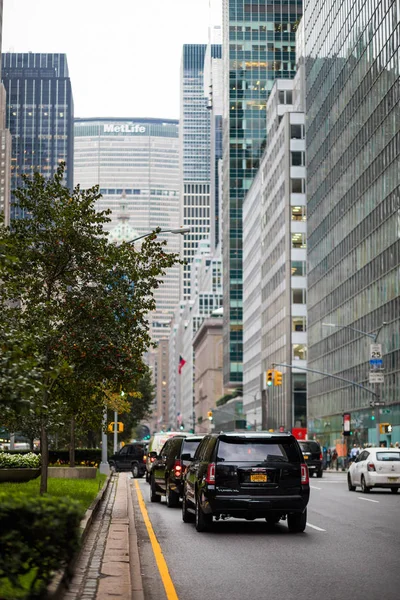 Metlife Building on Park Avenue in New York City — Stock Photo, Image
