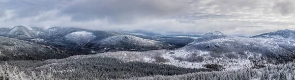 Panorama van de bergen Winter Lanscape in Canada — Stockfoto