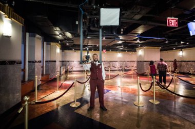 Çalışan alarak turist İmparatorluk içinde devlet inşaası